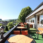 Hotel Alpina Loewen