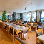Alpina Loewen Hotel 5*