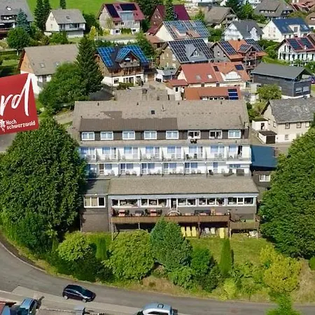 Alpina Loewen Отель 5*