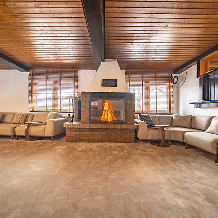 Alpina Loewen Отель 5*