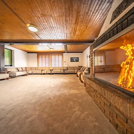 Alpina Loewen Отель 5*