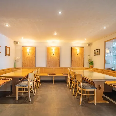 Alpina Loewen 圣玛尔根