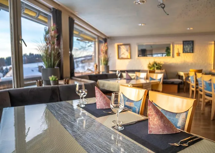 酒店 Alpina Loewen 圣玛尔根